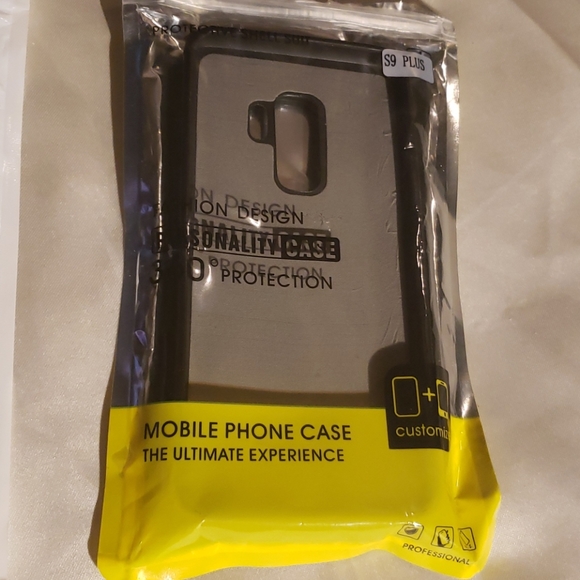 CASE Case - Picture 3 of 16